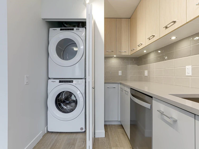 111-4933 Clarendon Street, Vancouver, BC, V5R 3J3 - 7