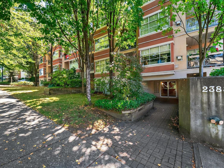 302-2388 Triumph Street, Vancouver, BC, V5L 1L5 - 25