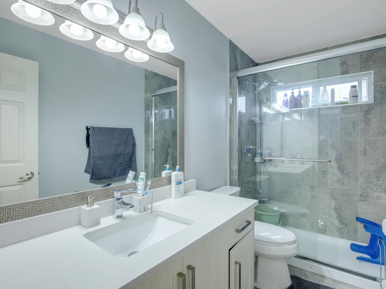 6960 143a Street, Surrey, BC, V3W 0E3 - 20