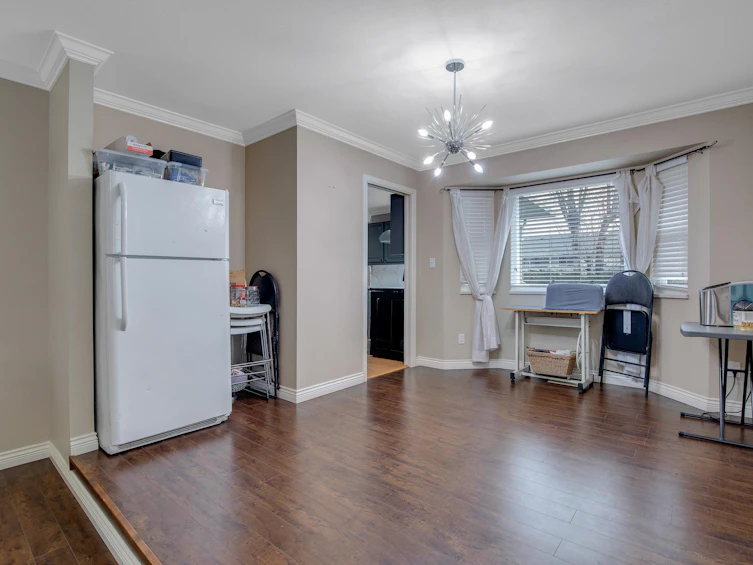 6960 143a Street, Surrey, BC, V3W 0E3 - 8