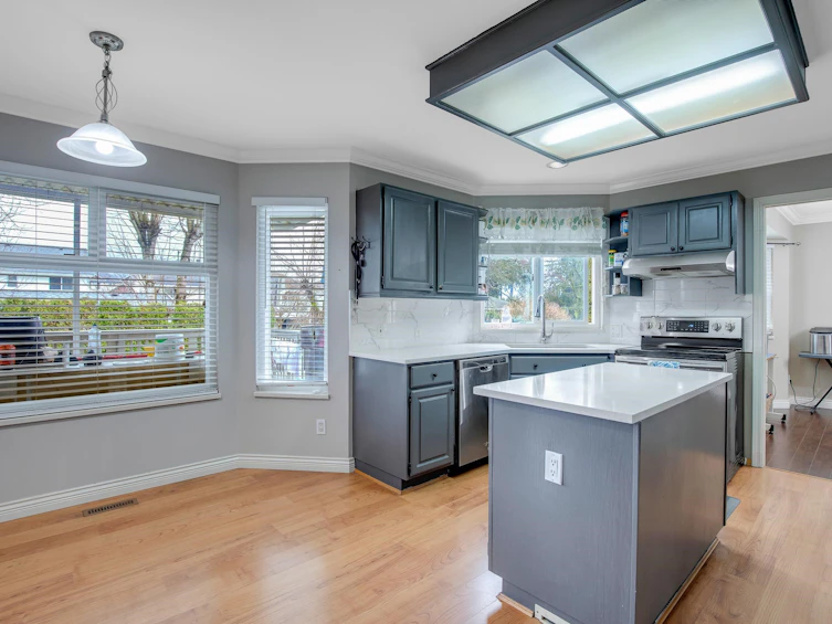 6960 143a Street, Surrey, BC, V3W 0E3 - 3