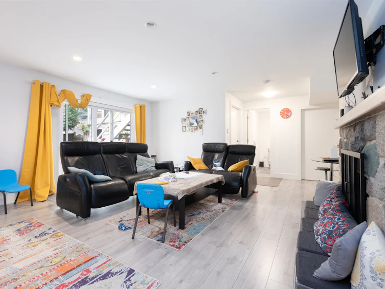 6297 Mackenzie Street, Vancouver, BC, V6N 1H4 - 36
