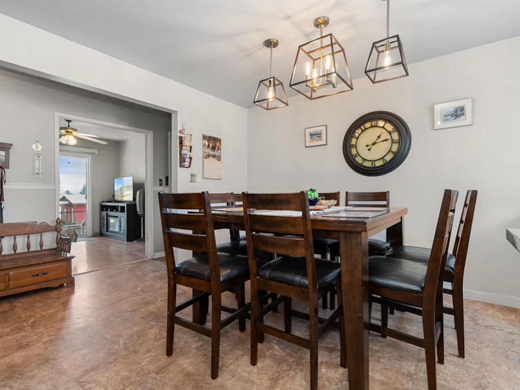 6050 Chadsey Road, Chilliwack, BC, V2R 4P2 - 11