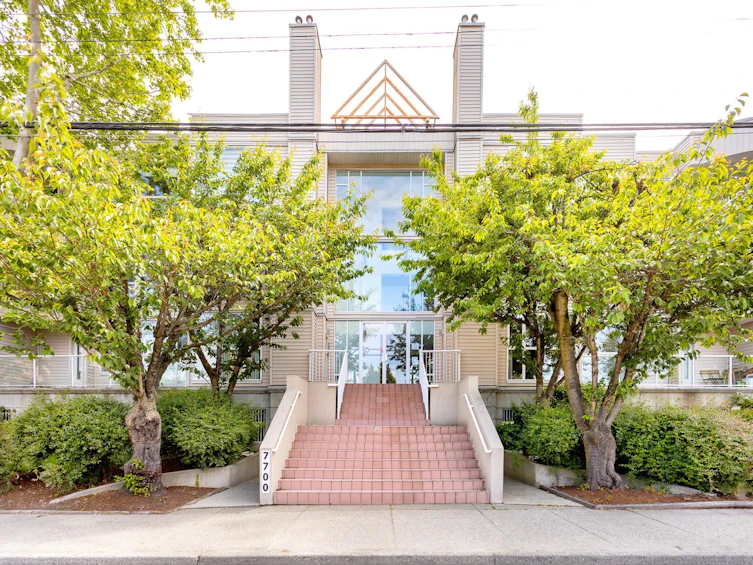 303-7700 Gilbert Road, Richmond, BC, V7C 3W2