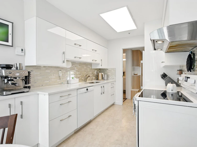 303-7700 Gilbert Road, Richmond, BC, V7C 3W2 - 9