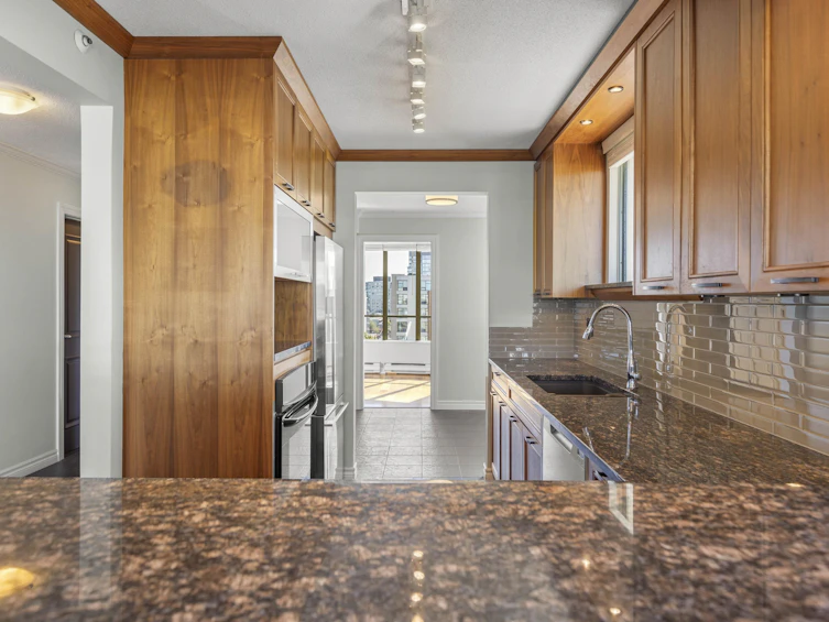 1103-2288 Pine Street, Vancouver, BC, V6J 5G4 - 5