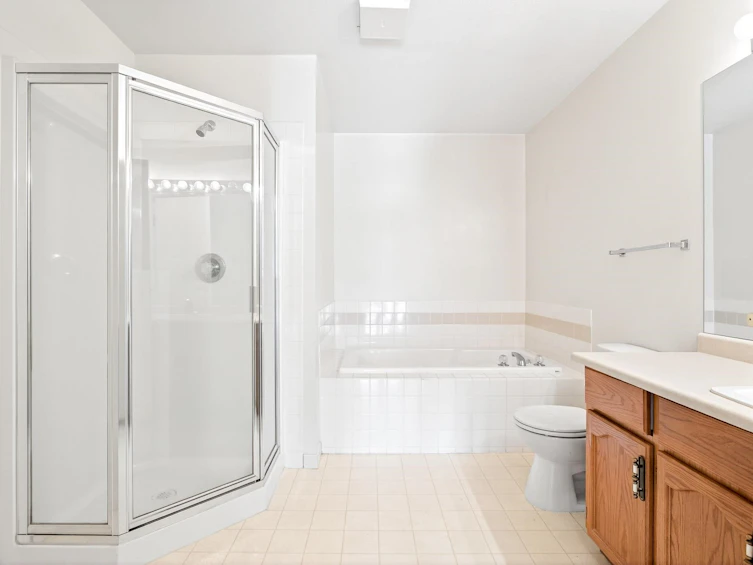 301-11601 227 Street, Maple Ridge, BC, V2X 0J7 - 18
