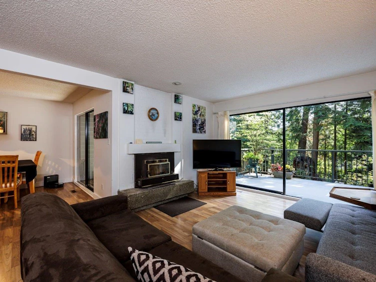 873 Hendecourt Road, North Vancouver, BC, V7K 2X5 - 4