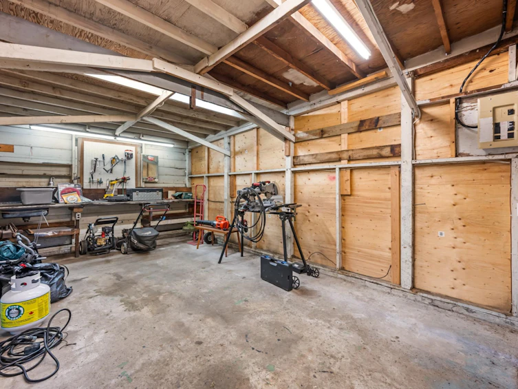10142 128a Street, Surrey, BC, V3T 3E6 - 35