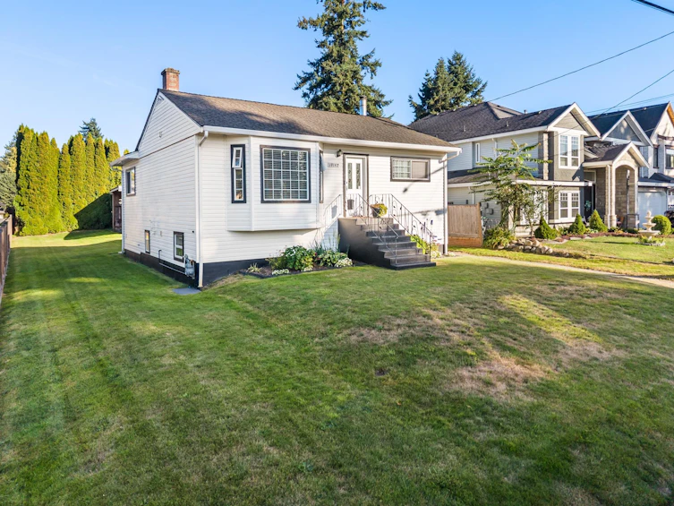 10142 128a Street, Surrey, BC, V3T 3E6 - 3
