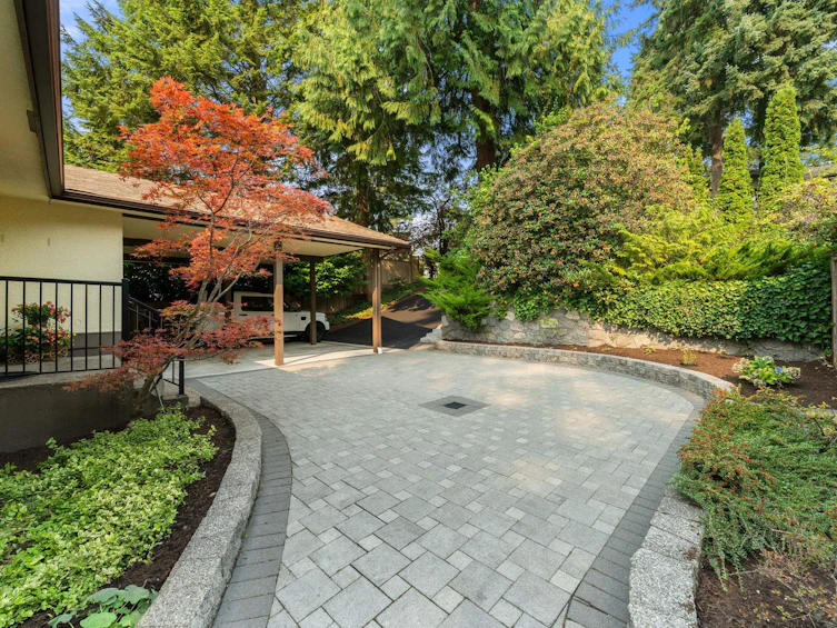 1967 Hyannis Drive, North Vancouver, BC, V7H 2E5 - 39