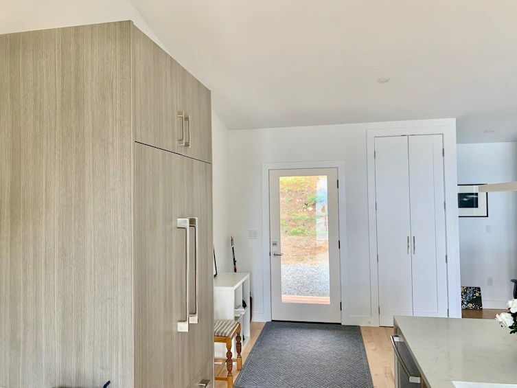 1829 North Road, Gibsons, BC, V0N 1V1 - 3