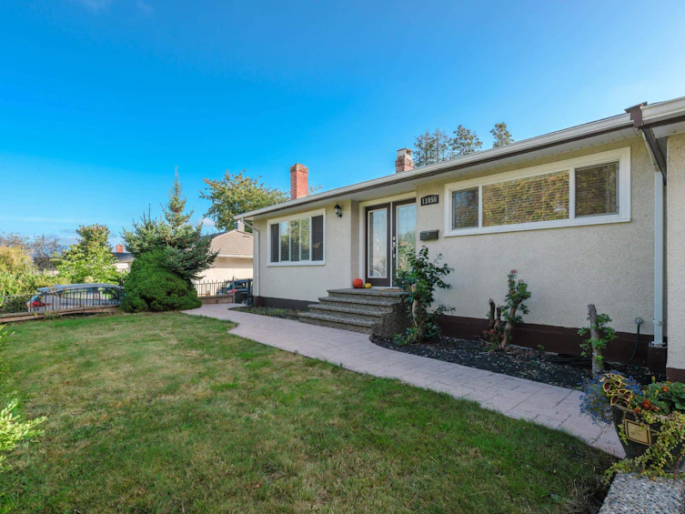 11056 135a Street, Surrey, BC, V3R 3A4 - 3