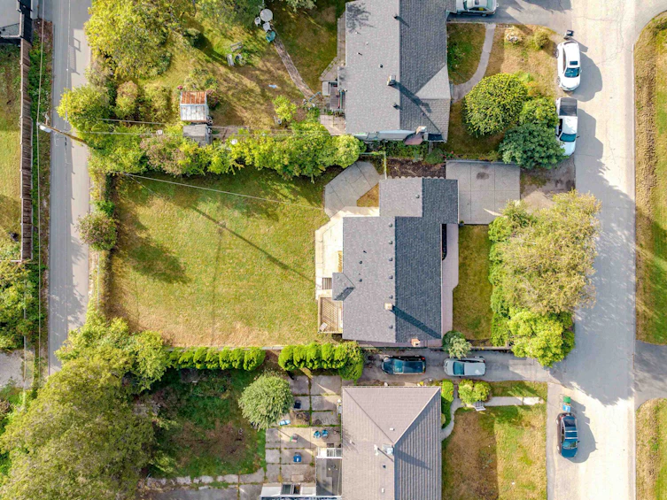 11056 135a Street, Surrey, BC, V3R 3A4 - 8