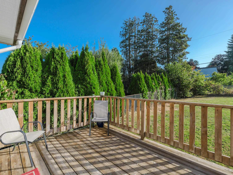 11056 135a Street, Surrey, BC, V3R 3A4 - 33