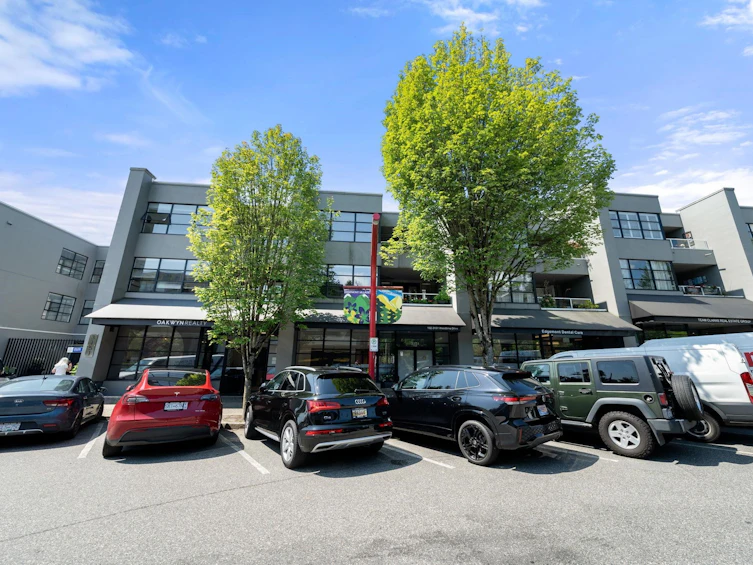 204-3151 Woodbine Drive, North Vancouver, BC, V7R 2S4 - 32