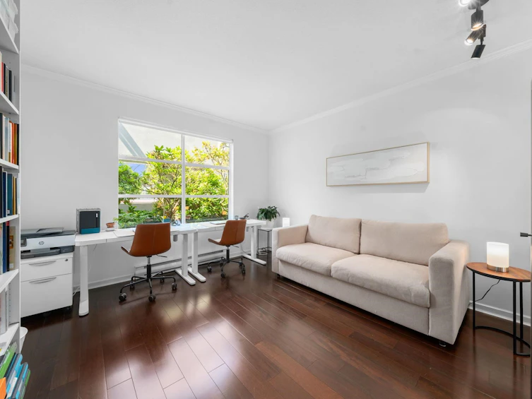 204-3151 Woodbine Drive, North Vancouver, BC, V7R 2S4 - 26