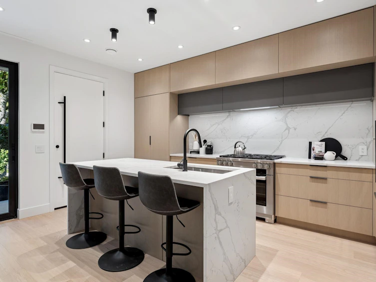 1-3036 W 14th Avenue, Vancouver, BC, V6K 2X8 - 5
