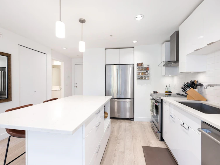 213-719 W 3rd Street, North Vancouver, BC, V7M 0E7 - 6