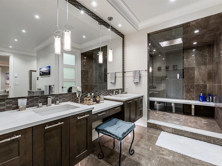 15567 Pacific Avenue, Surrey, BC, V4B 1R8 - 25