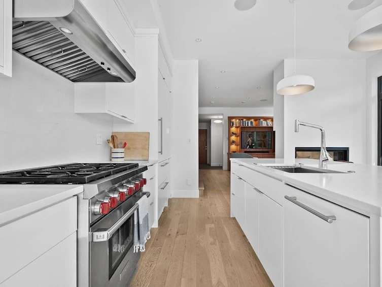 11711 Yoshida Court, Richmond, BC, V7E 5C5 - 8