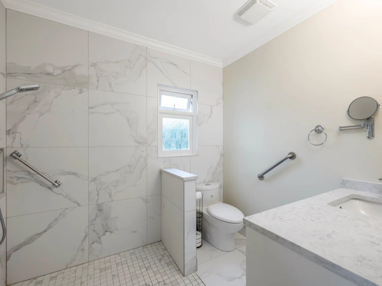 1350 Everall Street, Surrey, BC, V4B 3S6 - 28
