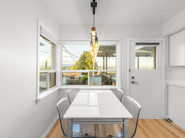 827 Burnaby Street, New Westminster, BC, V3L 4V8 - 10