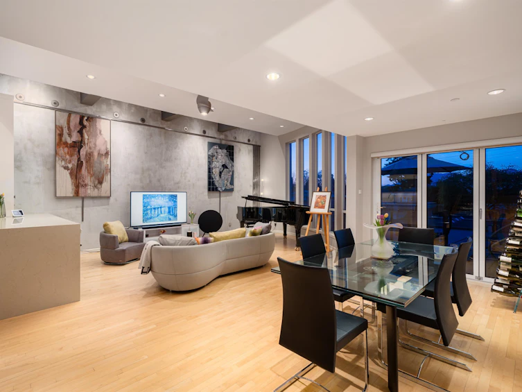 3113 W 27th Avenue, Vancouver, BC, V6L 1W6 - 2
