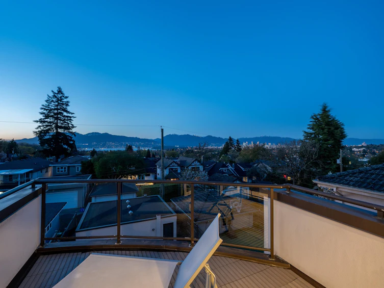 3113 W 27th Avenue, Vancouver, BC, V6L 1W6 - 22