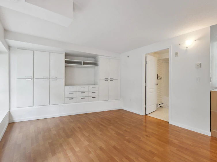 101-189 Ontario Place, Vancouver, BC, V5W 4C6 - 9