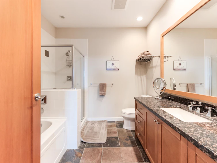 306-240 Salter Street, New Westminster, BC, V3M 0C1 - 15