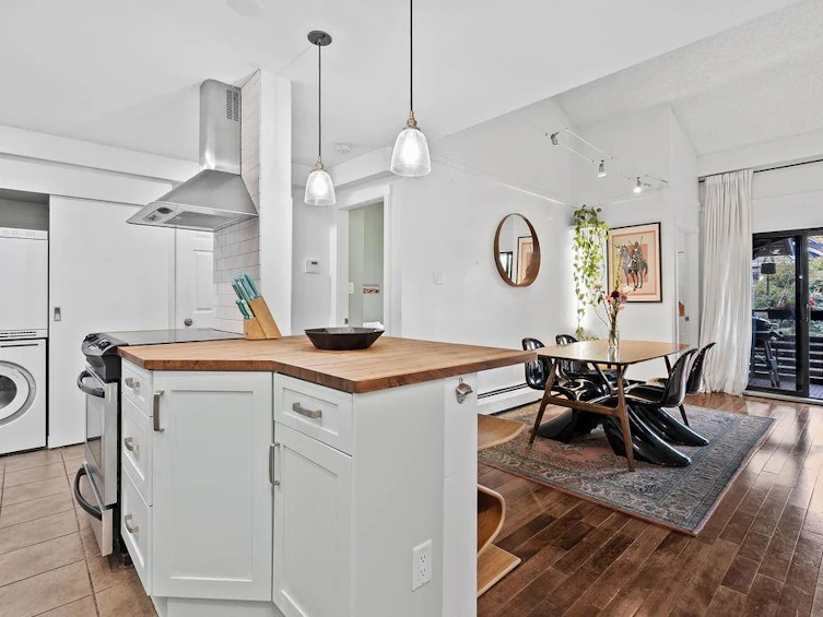 310-1549 Kitchener Street, Vancouver, BC, V5L 2V8 - 2