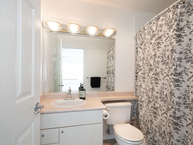 203-3368 Main Street, Vancouver, BC, V5V 3M7 - 9