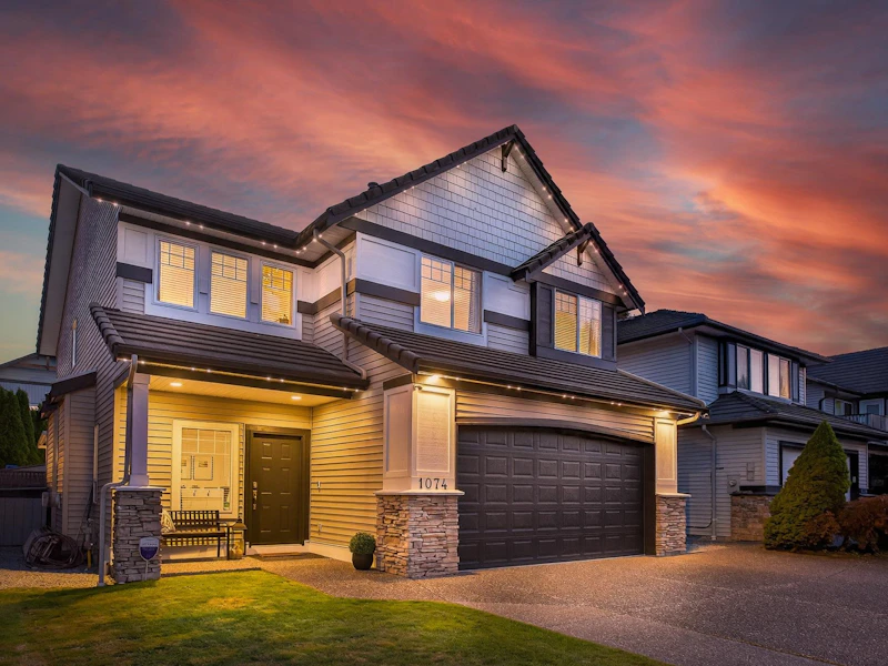 1074 Amazon Drive, Port Coquitlam BC V3B 8C1