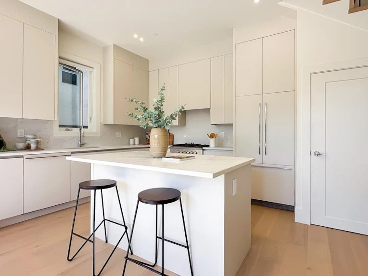 2919 Charles Street, Vancouver, BC, V5K 3B1 - 6