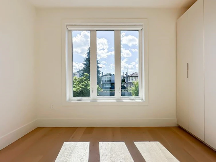 2919 Charles Street, Vancouver, BC, V5K 3B1 - 15