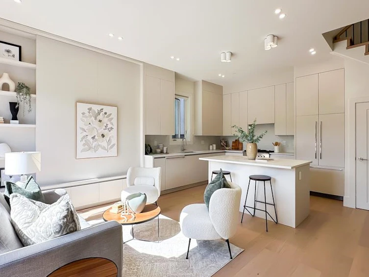 2919 Charles Street, Vancouver, BC, V5K 3B1 - 5