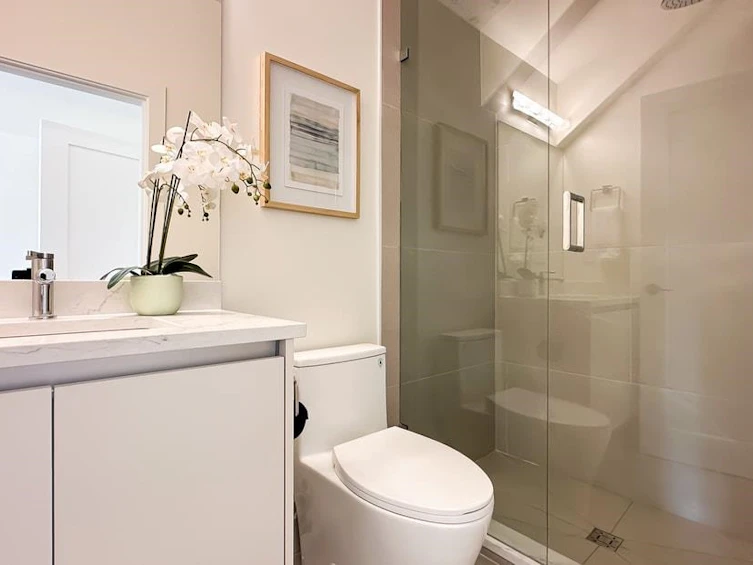 2919 Charles Street, Vancouver, BC, V5K 3B1 - 12