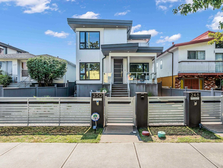 250 E 53rd Avenue, Vancouver, BC, V5X 1H9 - 37