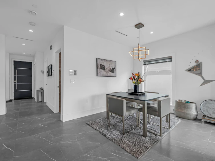 250 E 53rd Avenue, Vancouver, BC, V5X 1H9 - 8