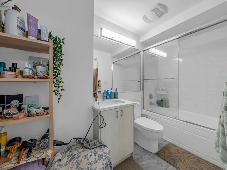 250 E 53rd Avenue, Vancouver, BC, V5X 1H9 - 27