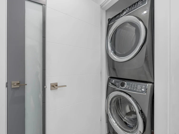 250 E 53rd Avenue, Vancouver, BC, V5X 1H9 - 20