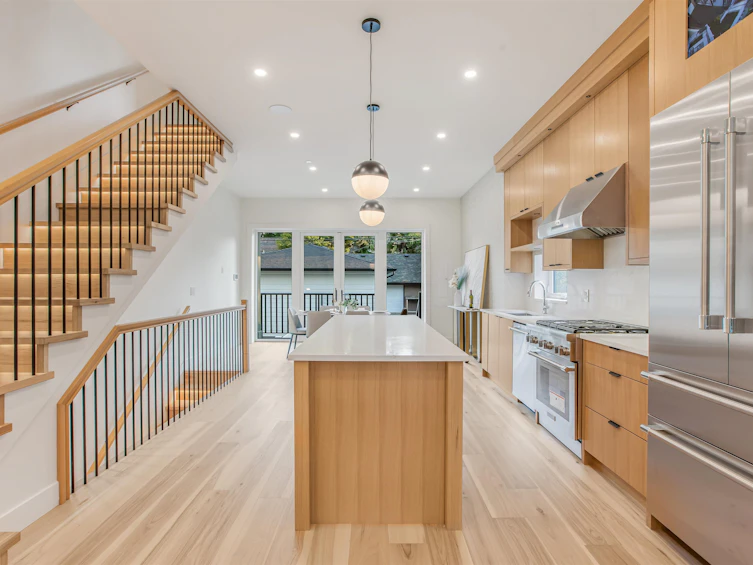 3338 W 14th Avenue, Vancouver, BC, V6R 2V8 - 9