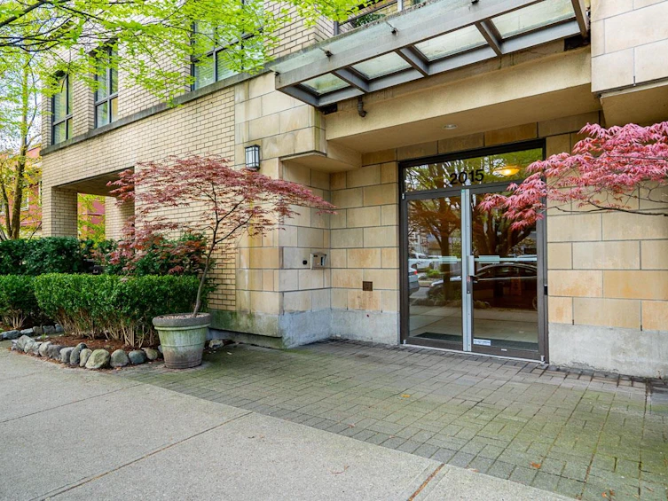 301-2015 Trafalgar Street, Vancouver, BC, V6K 1P7 - 4
