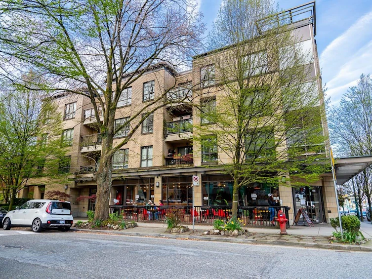 301-2015 Trafalgar Street, Vancouver, BC, V6K 1P7 - 3
