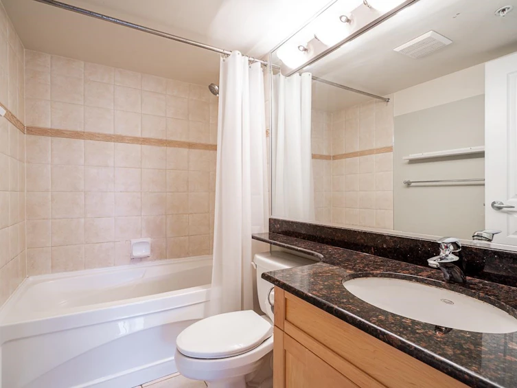 301-2015 Trafalgar Street, Vancouver, BC, V6K 1P7 - 23