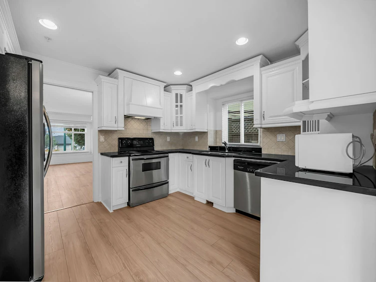 7938 Victoria Drive, Vancouver, BC, V5P 4A5 - 30