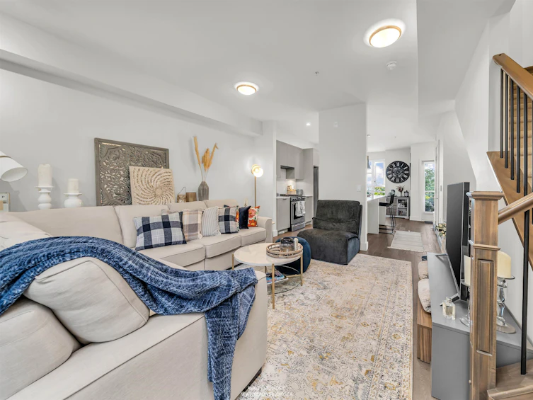 8-244 E 5th Street, North Vancouver, BC, V7L 1L7 - 4