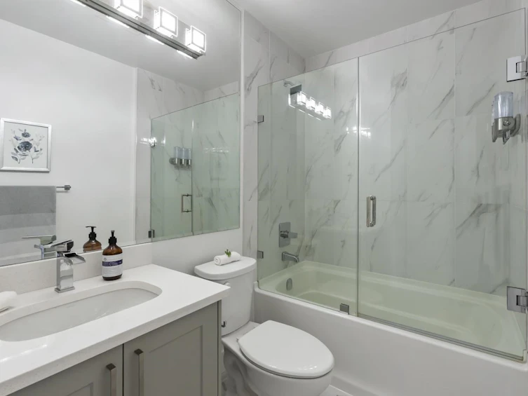 603-13978 Fraser Highway, Surrey, BC, V3T 0P2 - 13