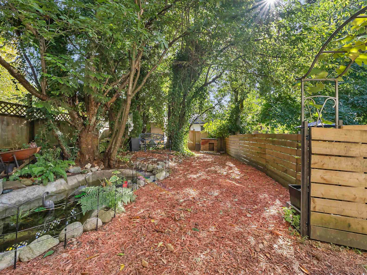 2560 Haversley Avenue, Coquitlam, BC, V3J 1W5 - 33